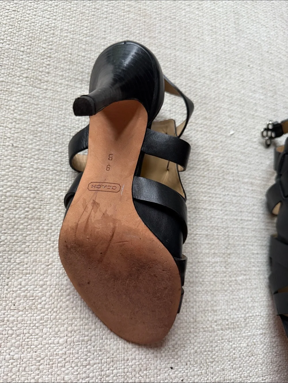 Coach elegant heeled